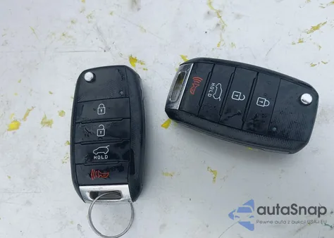 2015 Kia Sorento Lx z USA, uszkodzony, nr VIN 5XYKTCA61FG592404